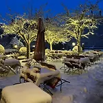 Schlosshotel Harburg 호텔 하르부르크