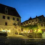 Schlosshotel Harburg 호텔 하르부르크