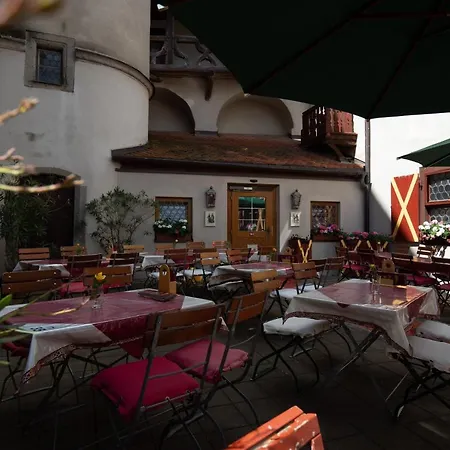 Schlosshotel Harburg 3* هاربورغ