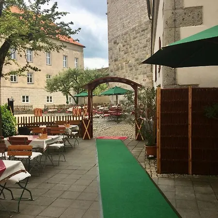 Schlosshotel Harburg Hotel