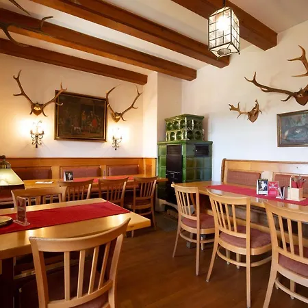 فندق Schlosshotel Harburg 3*