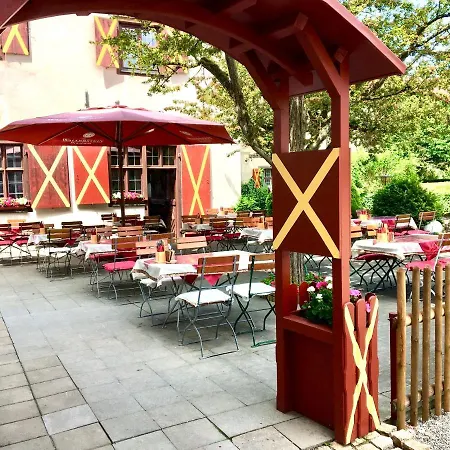 Schlosshotel Harburg Hotel