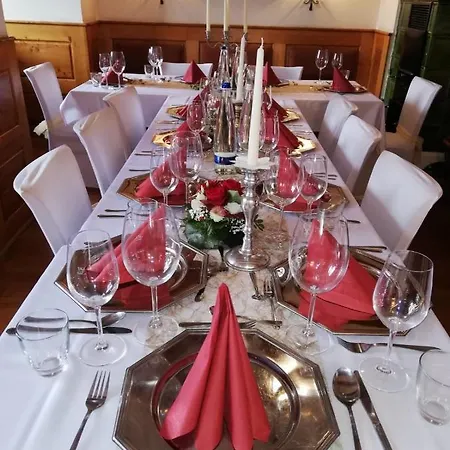 Schlosshotel Harburg Harburg (Bavaria)