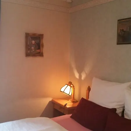 Schlosshotel Harburg 3*