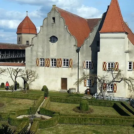 Schlosshotel Harburg هاربورغ