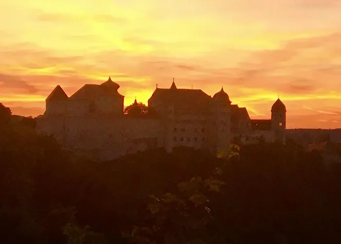 Schlosshotel Harburg Отель 3*