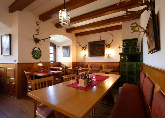 Schlosshotel Harburg Отель Харбург