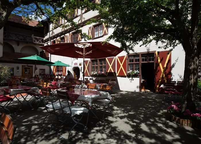Schlosshotel Harburg Отель 3*