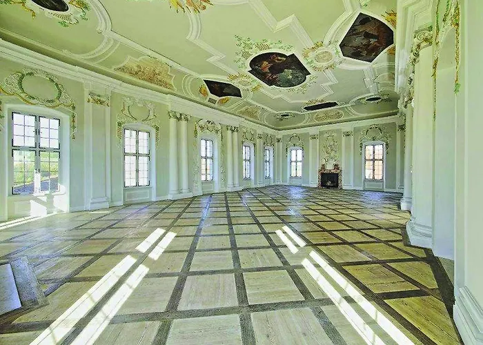 Schlosshotel Harburg 3* Харбург