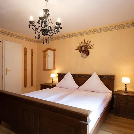 Schlosshotel Harburg Hotel